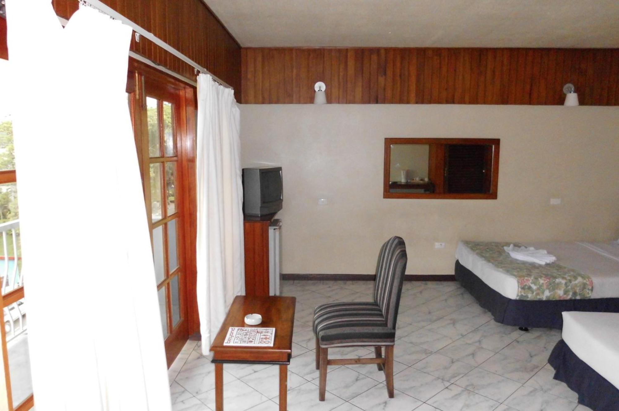 Southern Cross Hotel Suva Esterno foto