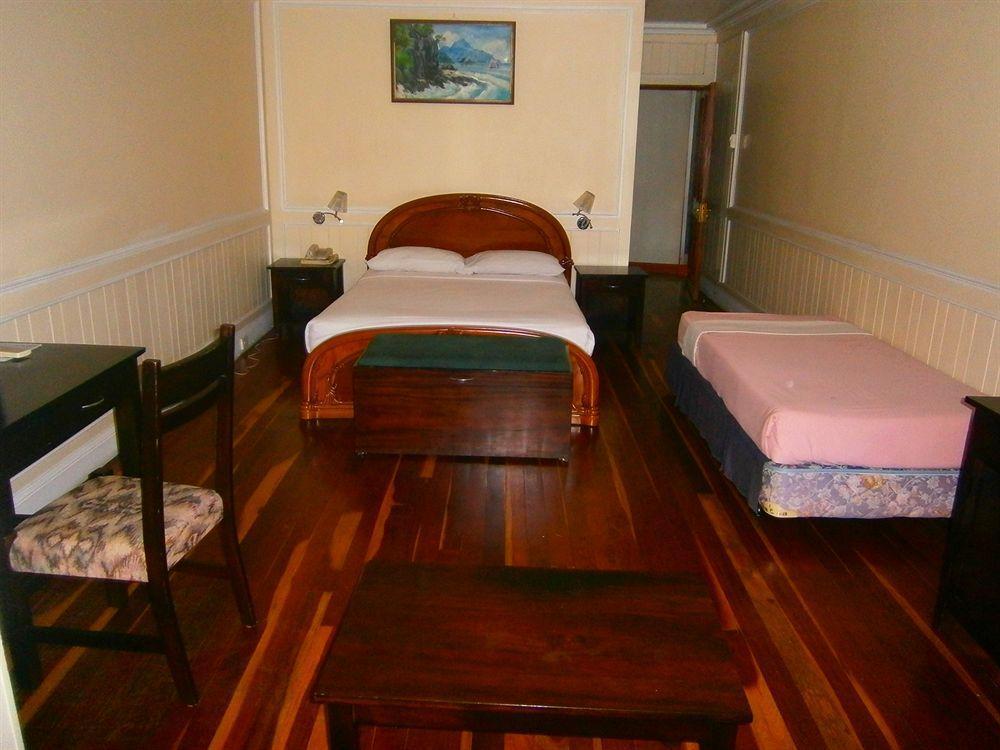 Southern Cross Hotel Suva Esterno foto