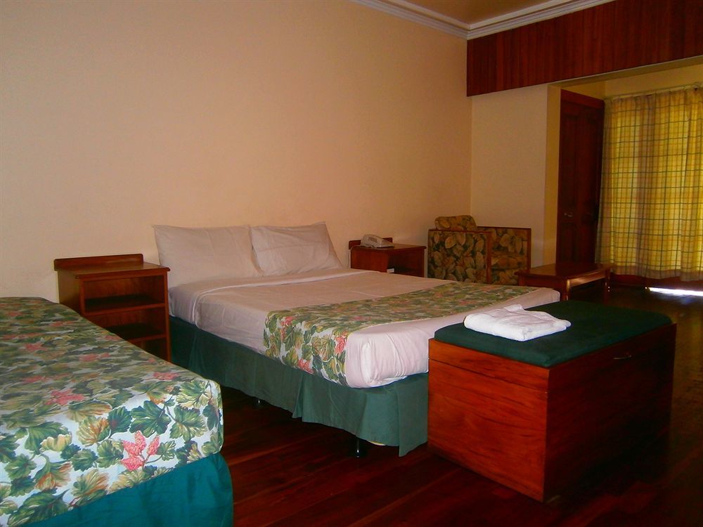 Southern Cross Hotel Suva Esterno foto